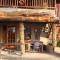 Emahlathini Guest Farm