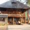 Emahlathini Guest Farm