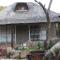 Emahlathini Guest Farm