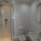 Corner House Hotel Gatwick with bookable Holiday parking