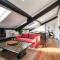 Elegant P.Venezia Attic