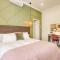 Hampton Collection Modern 1 or 2 Bedroom Apartment with Pool - Durban