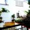 Casa a LEscala amb jardí i piscina privada.
