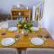 Escape to a Clifftop Chalet with pool and tennis onsite - 1A Kingsdown Holiday Park