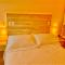Petite Suite Juquehy - A 2 quadras do Mar - Pequena mas completa - 13 metros quadrados - Ar cond - Frigobar - Microondas - TV Smart - Serviço de Praia - Roupa cama e banho luxo - Wi Fi - Janelas e portas acústicas - Espaço livre de mofo - Tudo Novo! - 朱奎