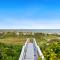 1 4 Us by Oak Island Accommodations - أوك آيلاند