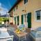 Donato Farmhouse Apartment with shared Pool - Lucca