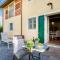 Donato Farmhouse Apartment with shared Pool