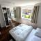 Charming 2-Bed Garden Flat - London