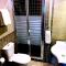 Sleek & Cozy Apartment with Pool & Patio In Abdoun - Amman
