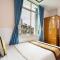 Janus Hotel 168