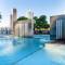 Broadbeach Exclusive - Sky High Luxury at Oracle
