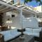 Artemis Hotel