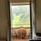 Majestic Mountain Views: Charming 1-BR Hideaway - 别拉什尼察
