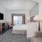 Ramada by Wyndham Bakersfield