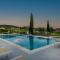 Donato Farmhouse Apartment with shared Pool