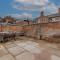 Ground Floor Apartment with Courtyard - Loughborough