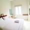 Omah Bondi Family Homestay by FH Stay