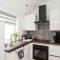 Beeches Bach, 1 bedroom cottage with hot tub