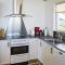 Lovely Home In Hadsund With Kitchen - Haslevgårde