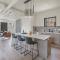 Chic Retreats in Columbus - Columbus