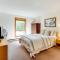 Riverfront Lincoln Condo with Patio and Pool Access! - Линкольн