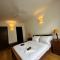 VILLA M - JIA 4 CANDOLIM GOA 3BHK, Pool Facing, Near Beach, Free Breakfast, Free WIFI and Prime location - Aguada
