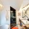 Charming Kansas City Cottage 5 Mi to Downtown