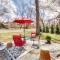 Charming Kansas City Cottage 5 Mi to Downtown