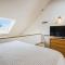 Comfortable Highridge C7 One Bedroom Plus Loft with Fireplace and Hot Tub Access - 基灵顿