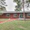 Pequot Lakes Vacation Rental with Patio and Fire Pit
