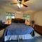 Private Ohana on the lush Hamakua coast with AC