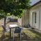 Maison charentaise rénovée avec jardin privé, proche dAngoulême et activités en bord de Charente - FR-1-653-208