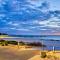 Belle Escapes - Beach Retreat Townhouse Glenelg