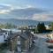 Perfectly Located, Central Bowness Flat With Free Parking and Lake Views - Windermere