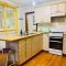 Quarryman Cottage @ 102