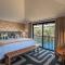 Riverhorse Lodge