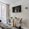 Apart hotel Louvre museum by Studio prestige