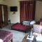 StayApart I The Maple Residences - Lake Front