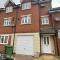 Lovely 3-Bedroom Townhouse - Harold Wood