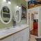 Artsy Downtown Treehouse Perfect Flagstaff Location - فلاغستاف