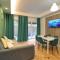 Delicious 2 Bed Room Apartment and Garden by YH