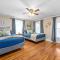 Memories on Madison - Entire Home w/ Game Room & Outdoor Fire Pit (102 Madison Ter)