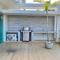 Cozy City Center Condo, Full AC