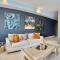 Upscale Centric Apt Near All