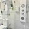 Upscale Centric Apt Near All - Los Prados