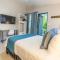 Travellers Beach Resort