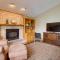 Sandy Beach Family Getaway with Fire Pit and Deck! - الإسكندرية