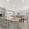 HEATED Pool, Game Room, Bunk Beds, Close to Beaches, Fun! - 布雷登顿