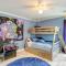 Black Mountain Retreat with Hot Tub and Mountain Views - Блек-Маунтін